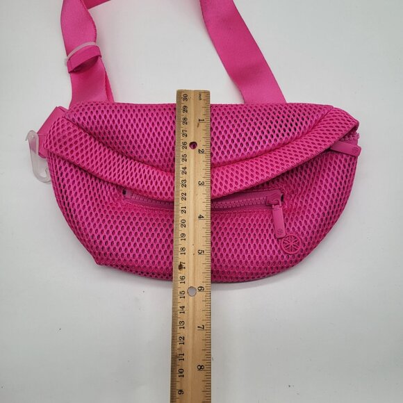 GAIAM Performance Air Mesh Commuter Fanny Pack Belt Bag Hot Pink Barbiecore - Picture 10 of 10